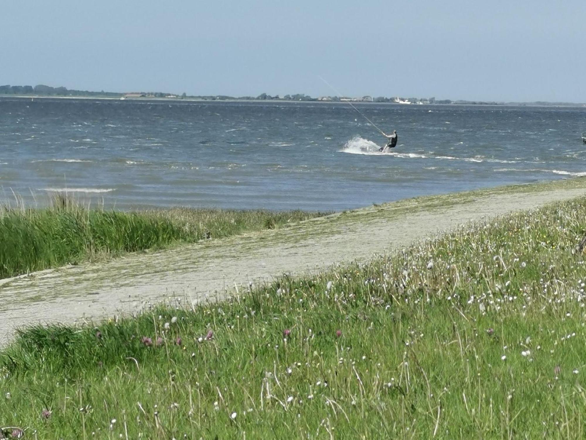 Nordsee Gulfhof Dornum - Mit Grossem Garten Apartment